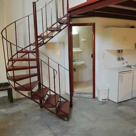 Indigo Hotel 3*
